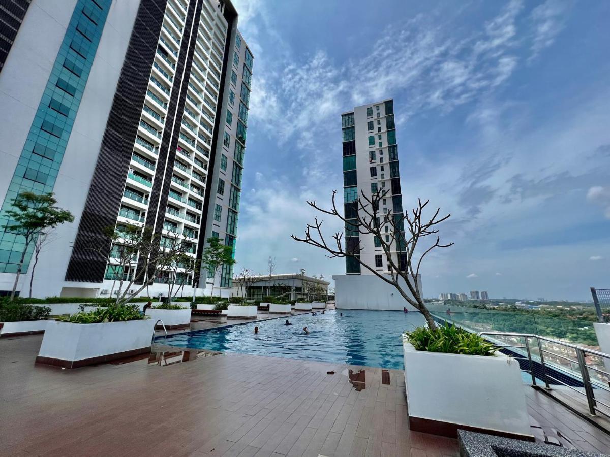 Building swimming pool